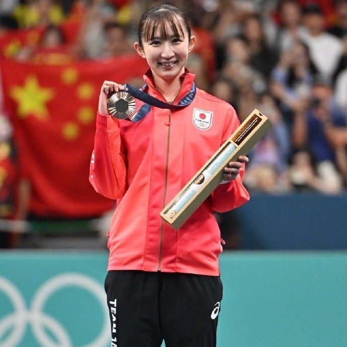 早田希娜开通中国社交账号，五星红旗背景引热议